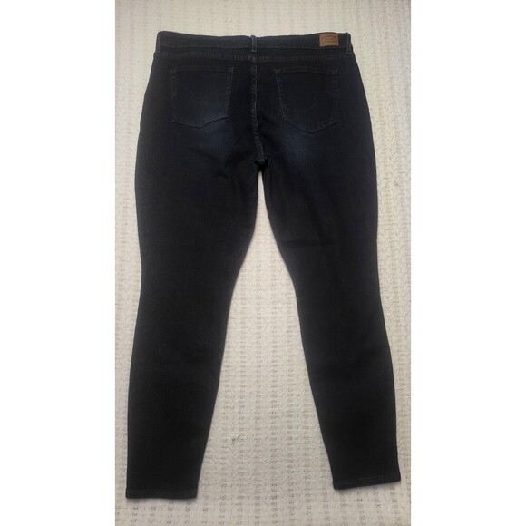 Signature by Levi Strauss Mid Rise Skinny Women's Jeans Black Sz 18M - Picture 7 of 7